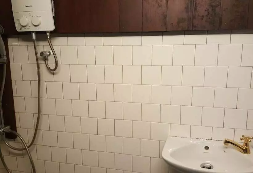 Fotos del hotel Noordin Street House:  5