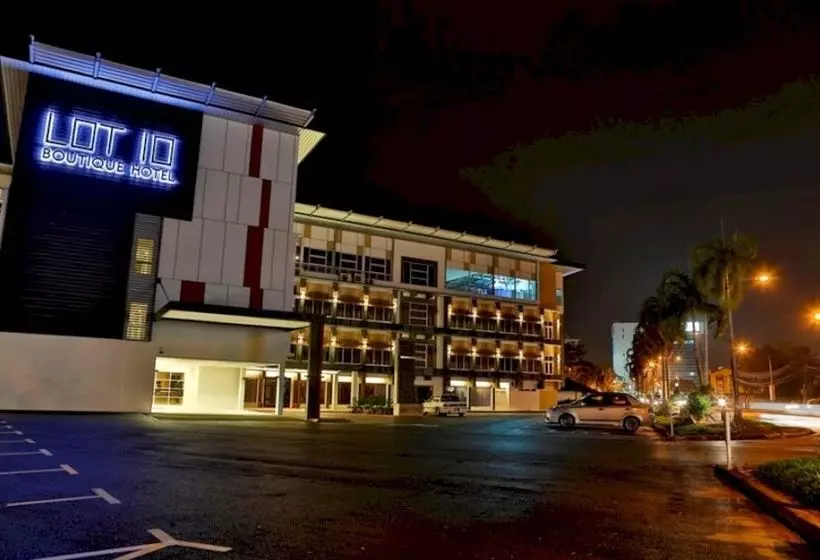Lot 10 Boutique Hotel Kuching