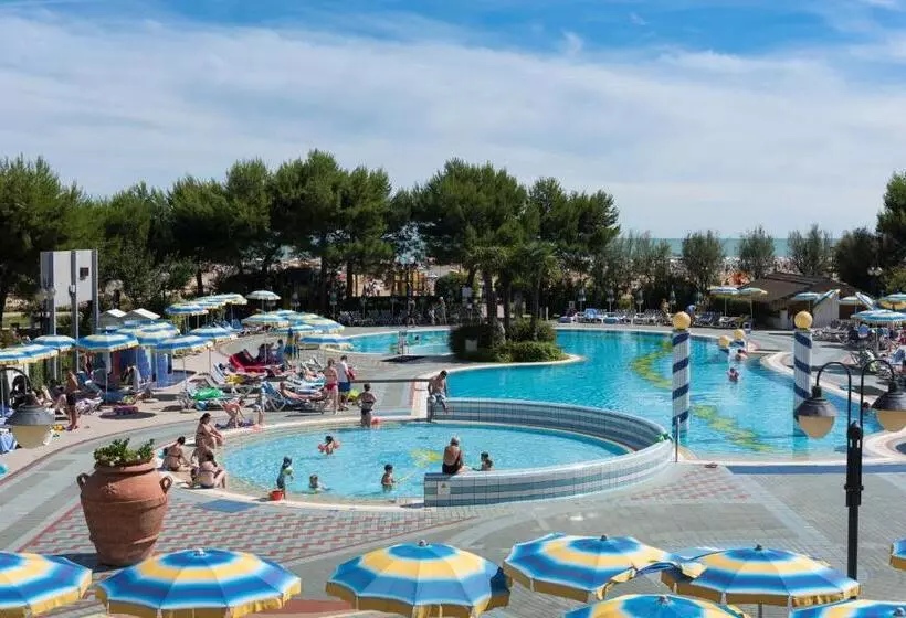 Fotos del hotel Apart Holiday:  3