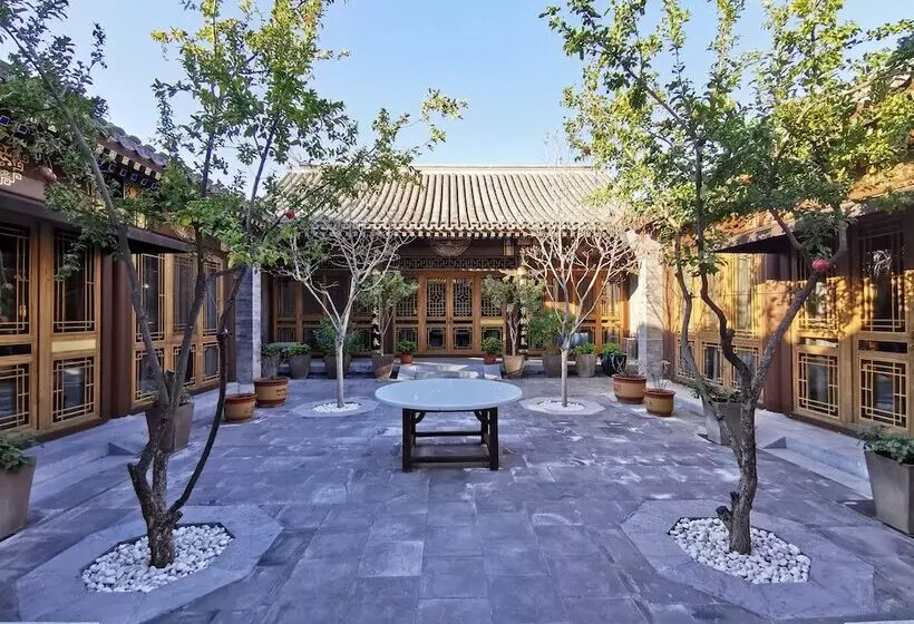 Fotos del hotel Cours Et Pavillons:  7