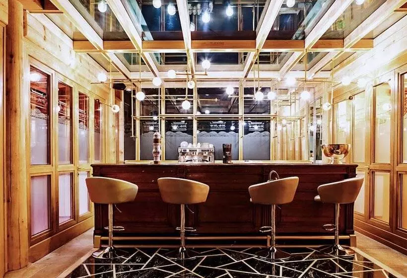 Fotos del hotel Cours Et Pavillons:  5