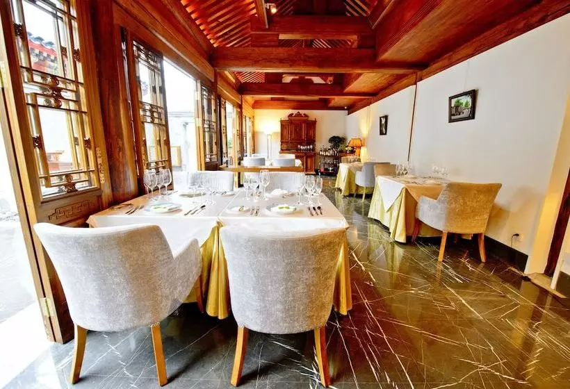 Fotos del hotel Cours Et Pavillons:  23