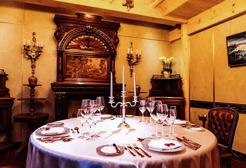 Fotos del hotel Cours Et Pavillons:  19