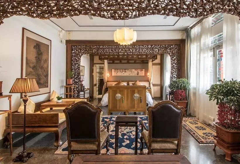 Fotos del hotel Cours Et Pavillons:  22