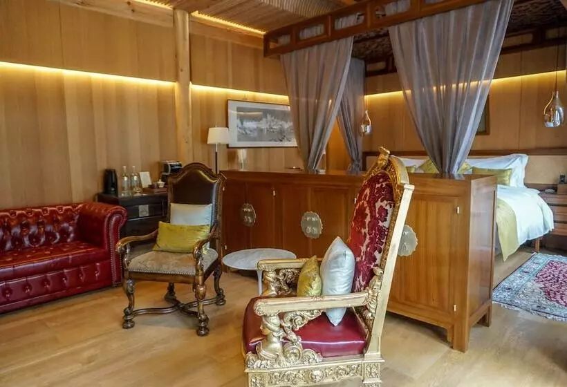 Fotos del hotel Cours Et Pavillons:  17