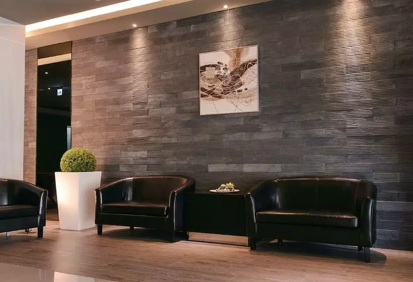 Fotos del hotel Kiwi Express Hotel  Jiuru Rd:  2