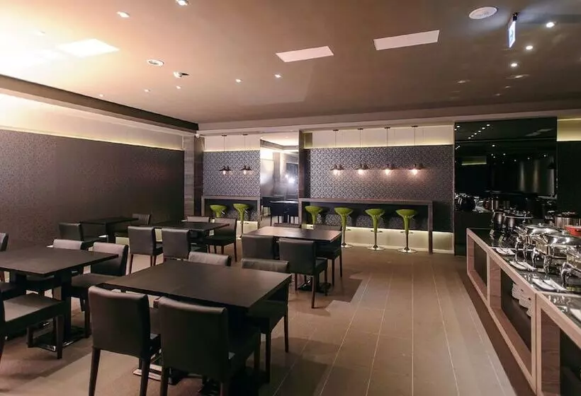 Fotos del hotel Kiwi Express Hotel  Jiuru Rd:  24