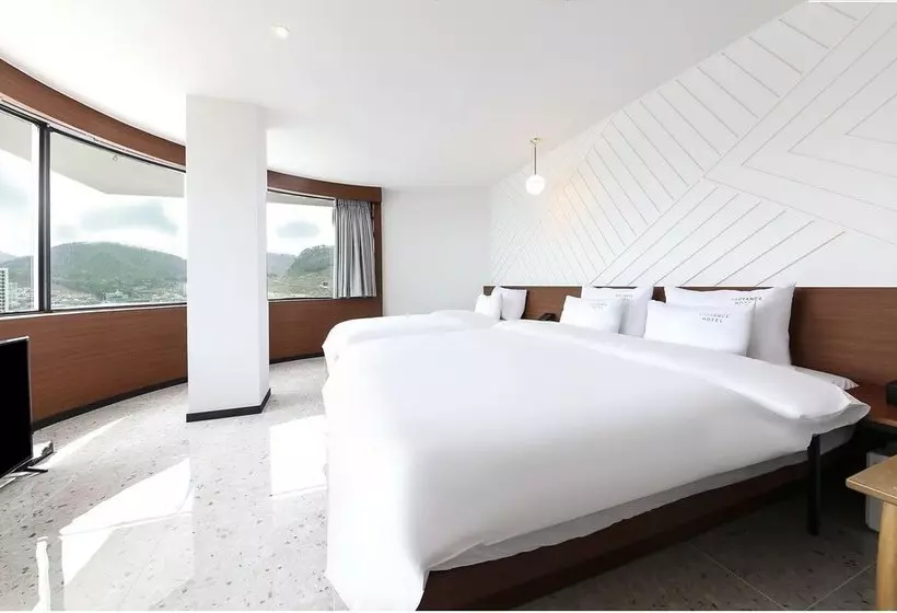 Fotos del hotel Radiance:  1