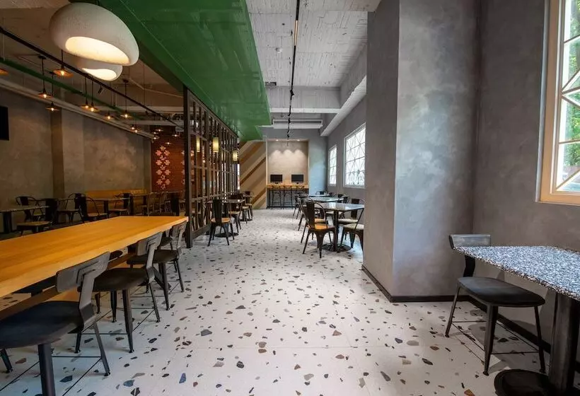 Fotos del hotel Kindness Hotel Xiong Zhong Branch:  9