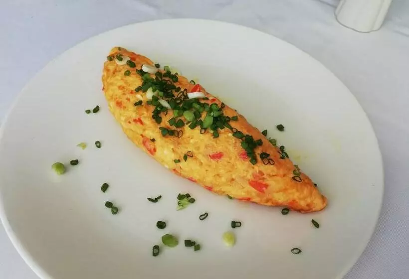 Fotos del hotel Golden Crown Grand:  22