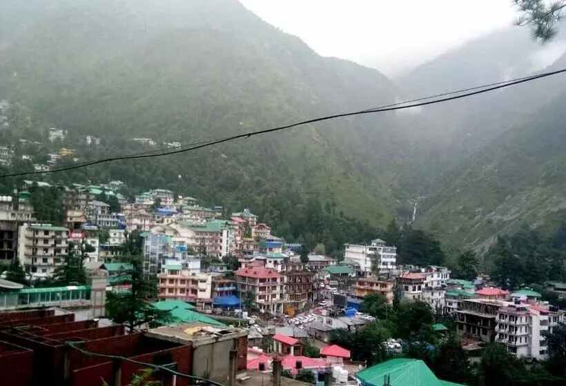 Fotos del hotel Oyo Rooms Devdar Valley:  7