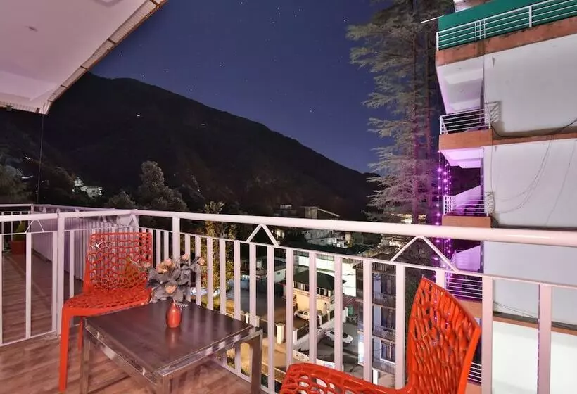 Fotos del hotel Oyo Rooms Devdar Valley:  10