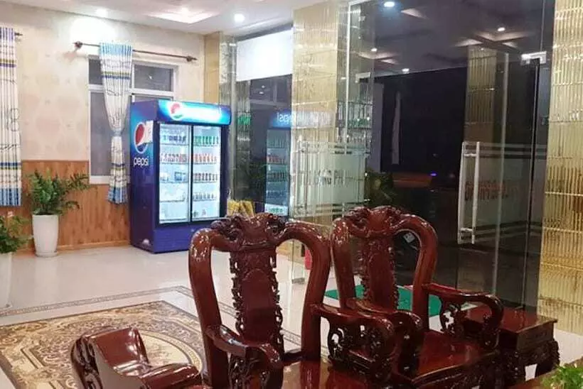 Fotos del hotel Thi Long Phung:  7