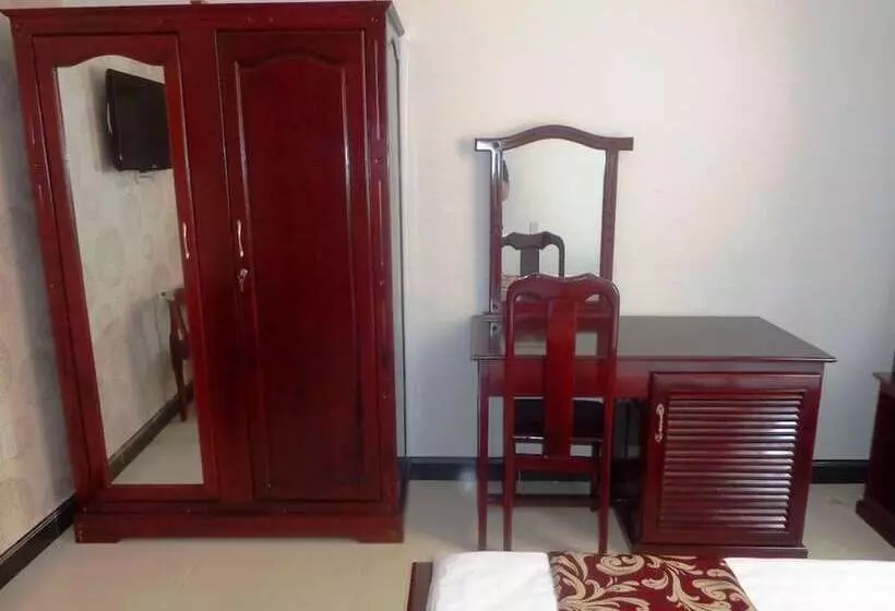 Fotos del hotel Thi Long Phung:  25