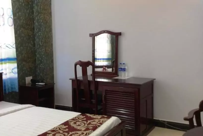 Fotos del hotel Thi Long Phung:  24