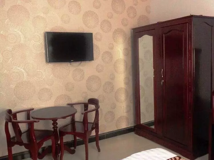 Fotos del hotel Thi Long Phung:  22