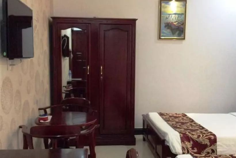 Fotos del hotel Thi Long Phung:  15