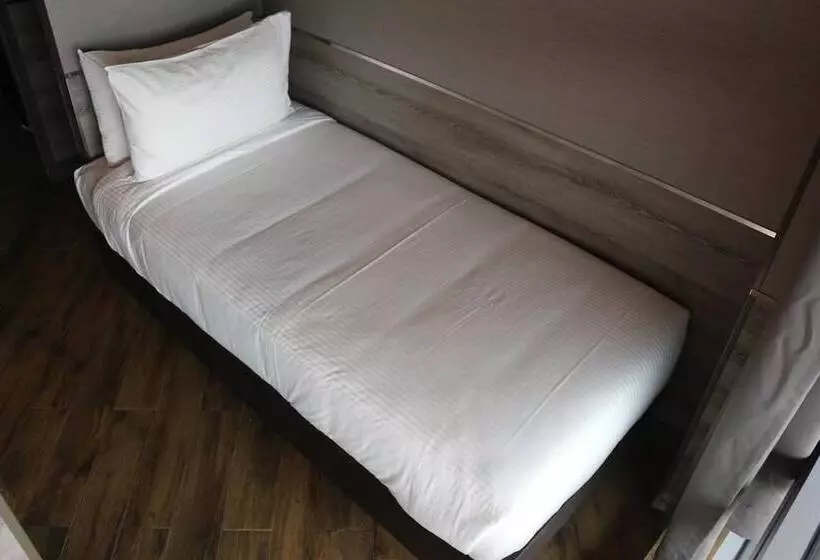 Fotos del hotel Plaza Premium Lounge Klia  Wellness Spa:  24