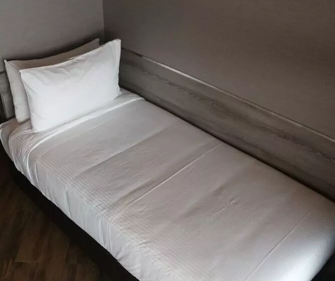 Plaza Premium Lounge Klia  Wellness Spa