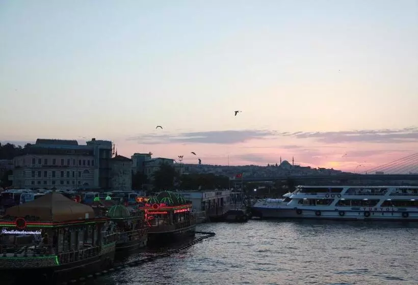 Fotos del hotel Görür:  17