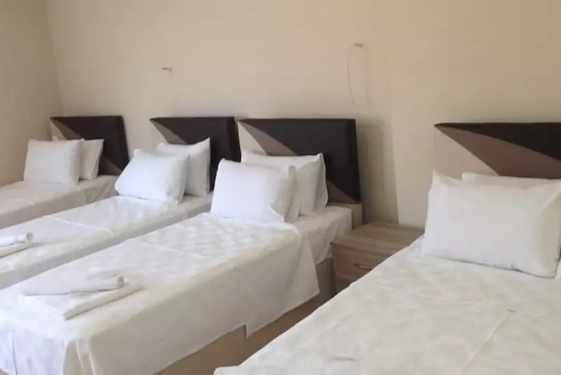 Fotos del hotel Görür:  6