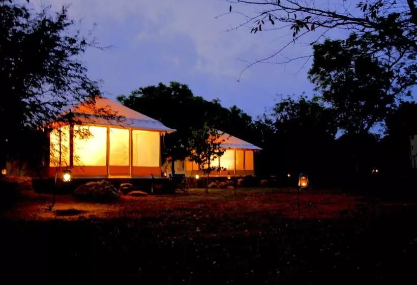 Fotos del hotel The Yala Adventure:  21