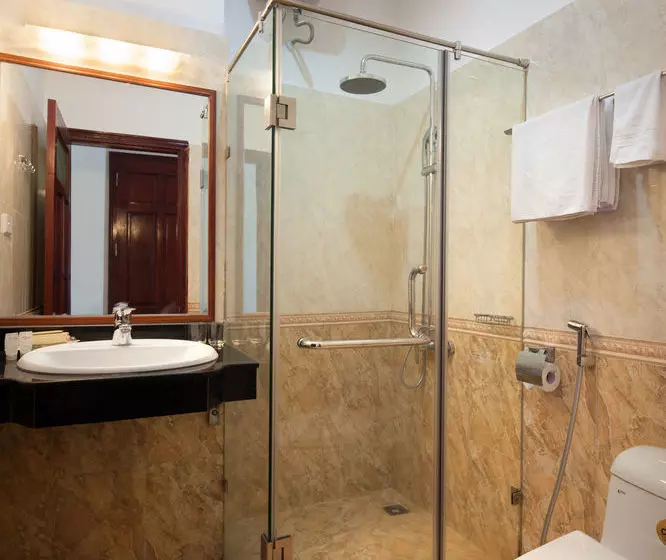 Fotos del hotel Brandi Hanoi:  2