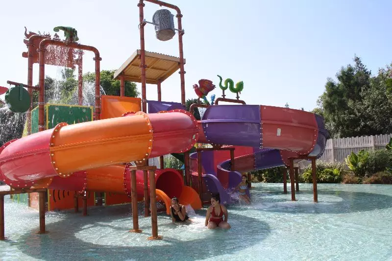 Fotos del hotel Mayfair Gardens:  9