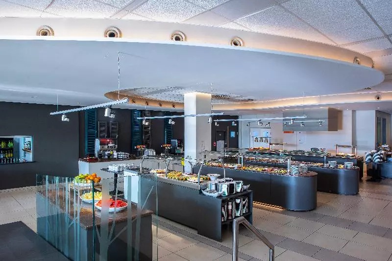 Fotos del hotel Mayfair Gardens:  4