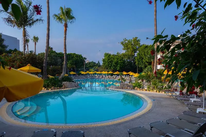 Fotos del hotel Mayfair Gardens:  15