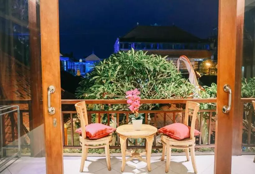 Fotos del hotel Loka House:  12