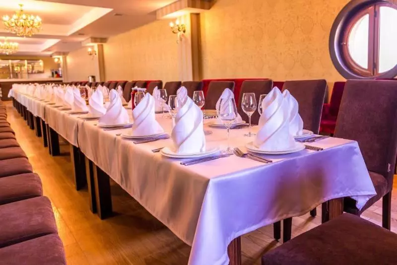 Fotos del hotel Ruma Expo:  4