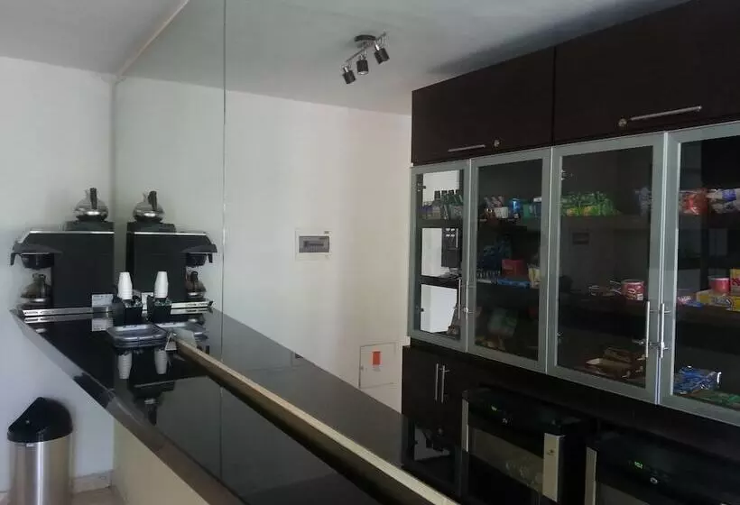 Fotos del hotel Vallclaire Suites:  6