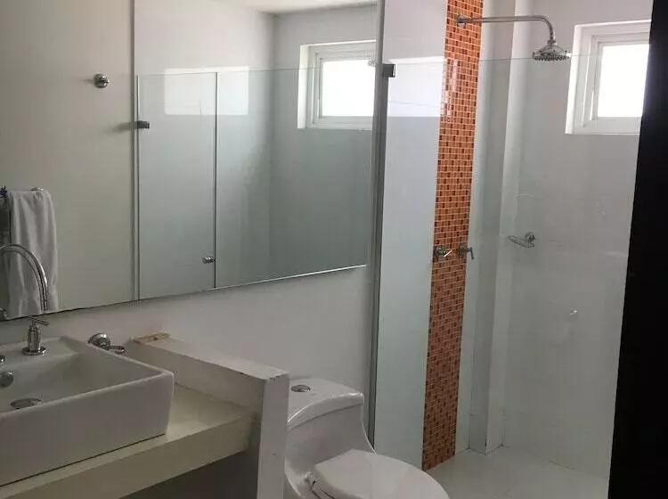 Fotos del hotel Vallclaire Suites:  7