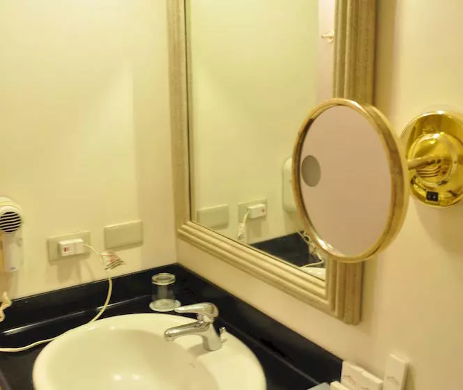 Fotos del hotel Subic Bay Travelers  & Event Center:  7