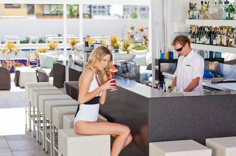 Fotos del hotel Hilton Surfers Paradise Hotel & Residences:  2