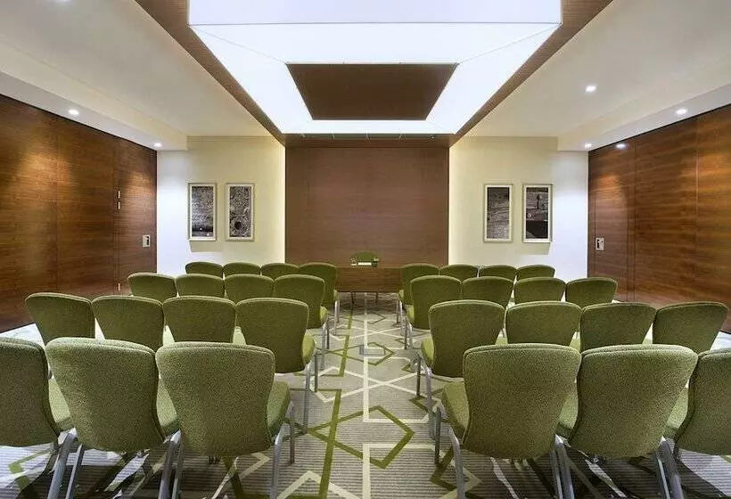 Fotos del hotel Hilton Garden Inn Dubai Al Muraqabat  Deira:  20