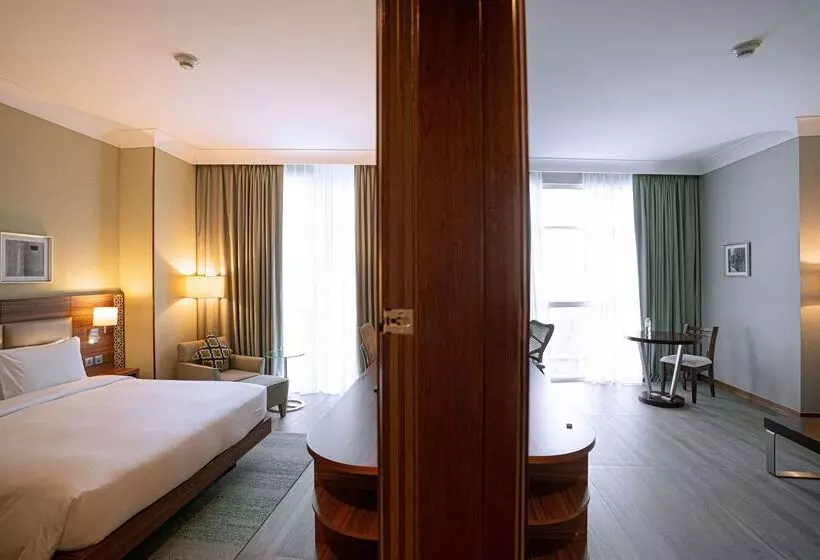 Fotos del hotel Hilton Garden Inn Dubai Al Muraqabat  Deira:  11