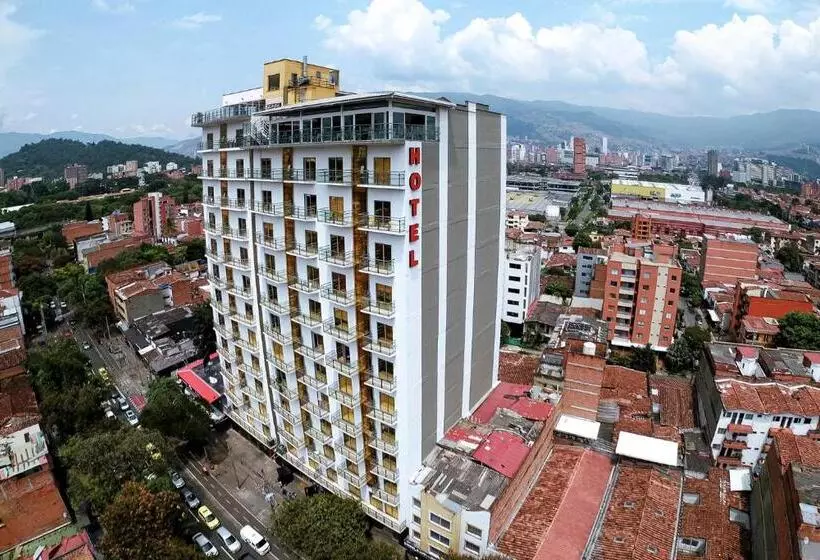 Fotos del hotel Dorado La 70:  10