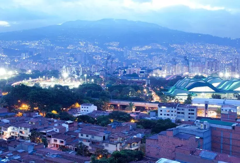 Fotos del hotel Dorado La 70:  9