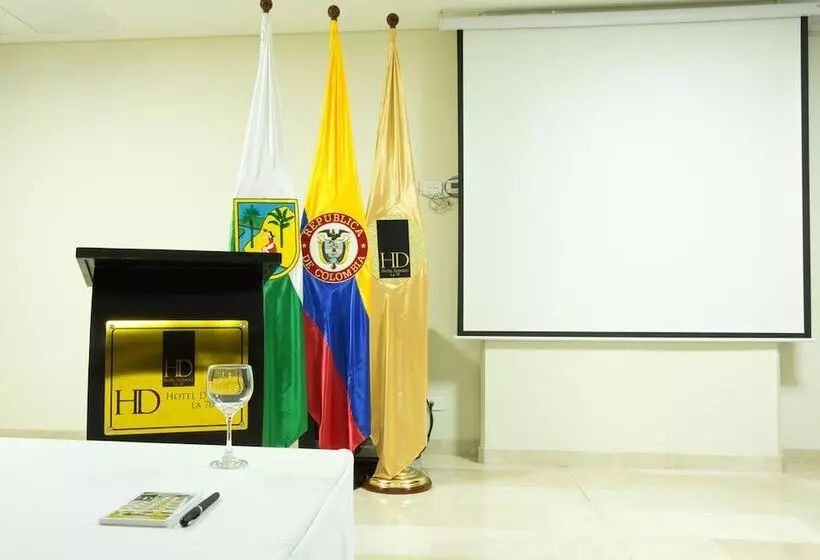 Fotos del hotel Dorado La 70:  23