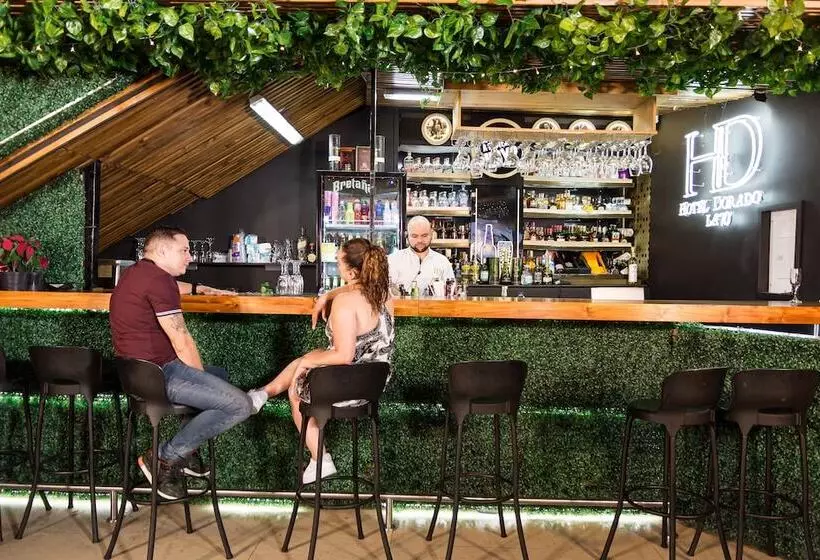 Fotos del hotel Dorado La 70:  6