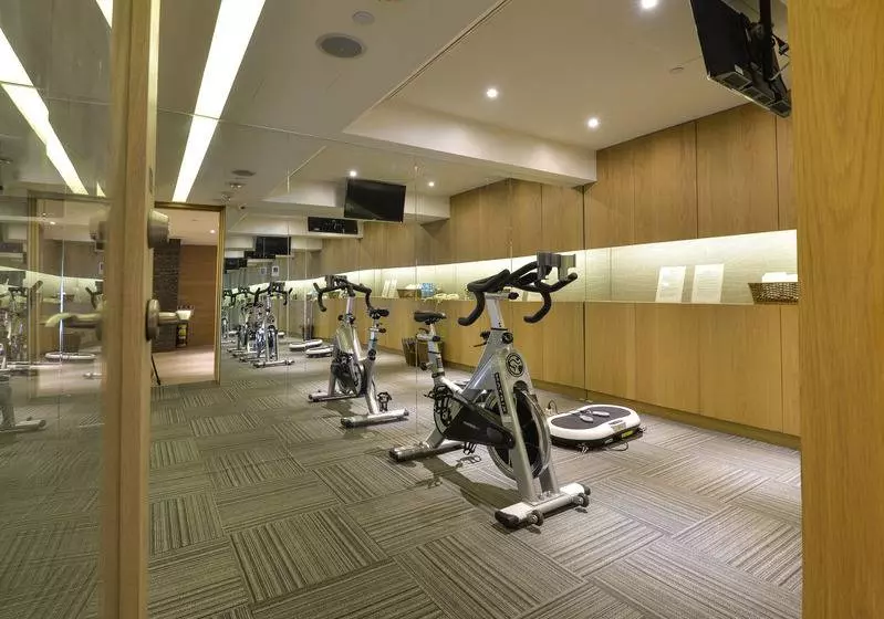 Fotos del hotel Fx Inn Kaohsiung Zhonghua Road Branch:  2