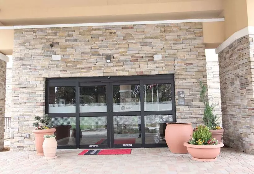 Fotos del hotel Hampton Inn & Suites Dallas Market Center:  16