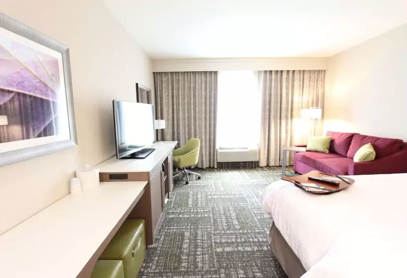 Fotos del hotel Hampton Inn & Suites Dallas Market Center:  12