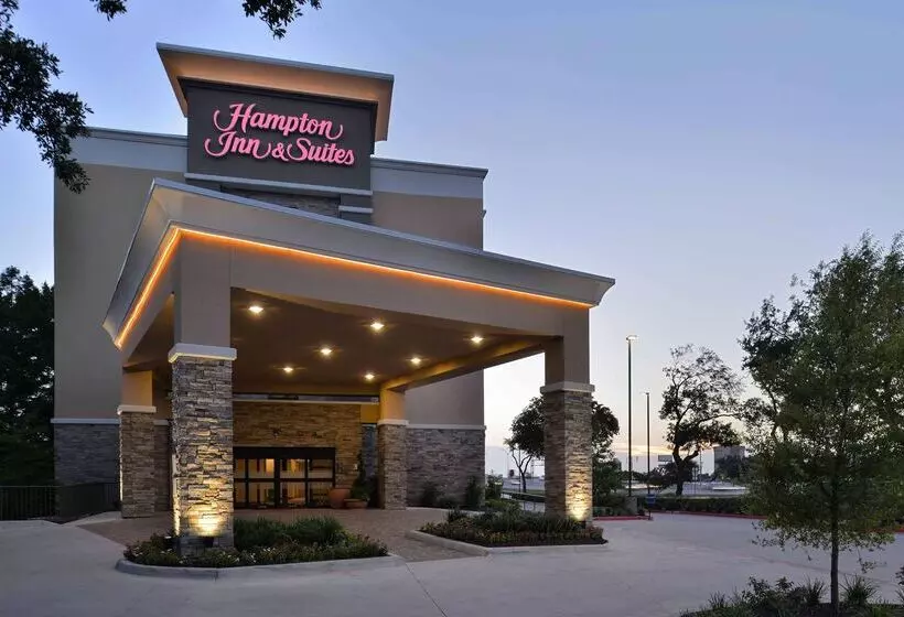 Fotos del hotel Hampton Inn & Suites Dallas Market Center:  17