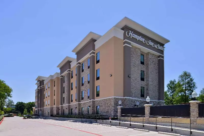 Fotos del hotel Hampton Inn & Suites Dallas Market Center:  24