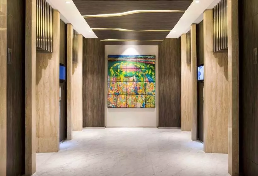 Fotos del hotel Novotel Makassar Grand Shayla:  4