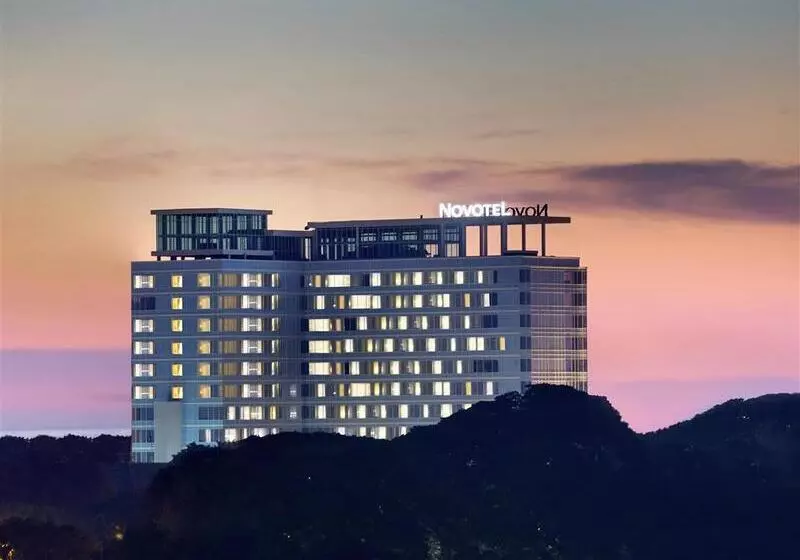 Fotos del hotel Novotel Makassar Grand Shayla:  16