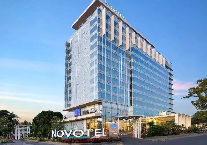 Fotos del hotel Novotel Makassar Grand Shayla:  1